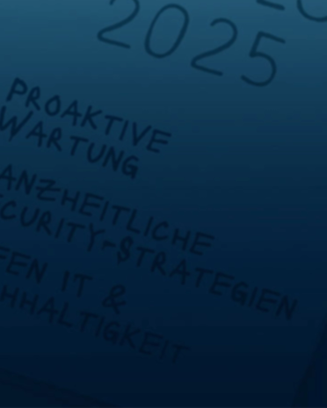 Das Bild zeigt einen Mann vor einem Laptop, der an einer skalierbaren Software Architektur arbeitet. Das Bild ist in Blautönen gehalten.